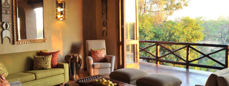 the-lounge-at-lukimbi-safari-lodge-4908