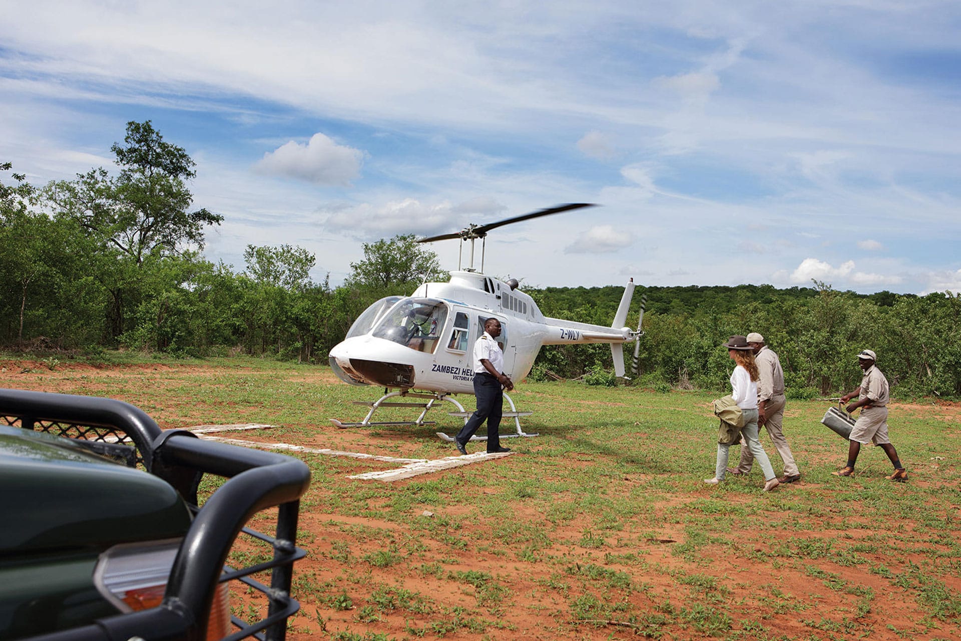 fly-in safaris