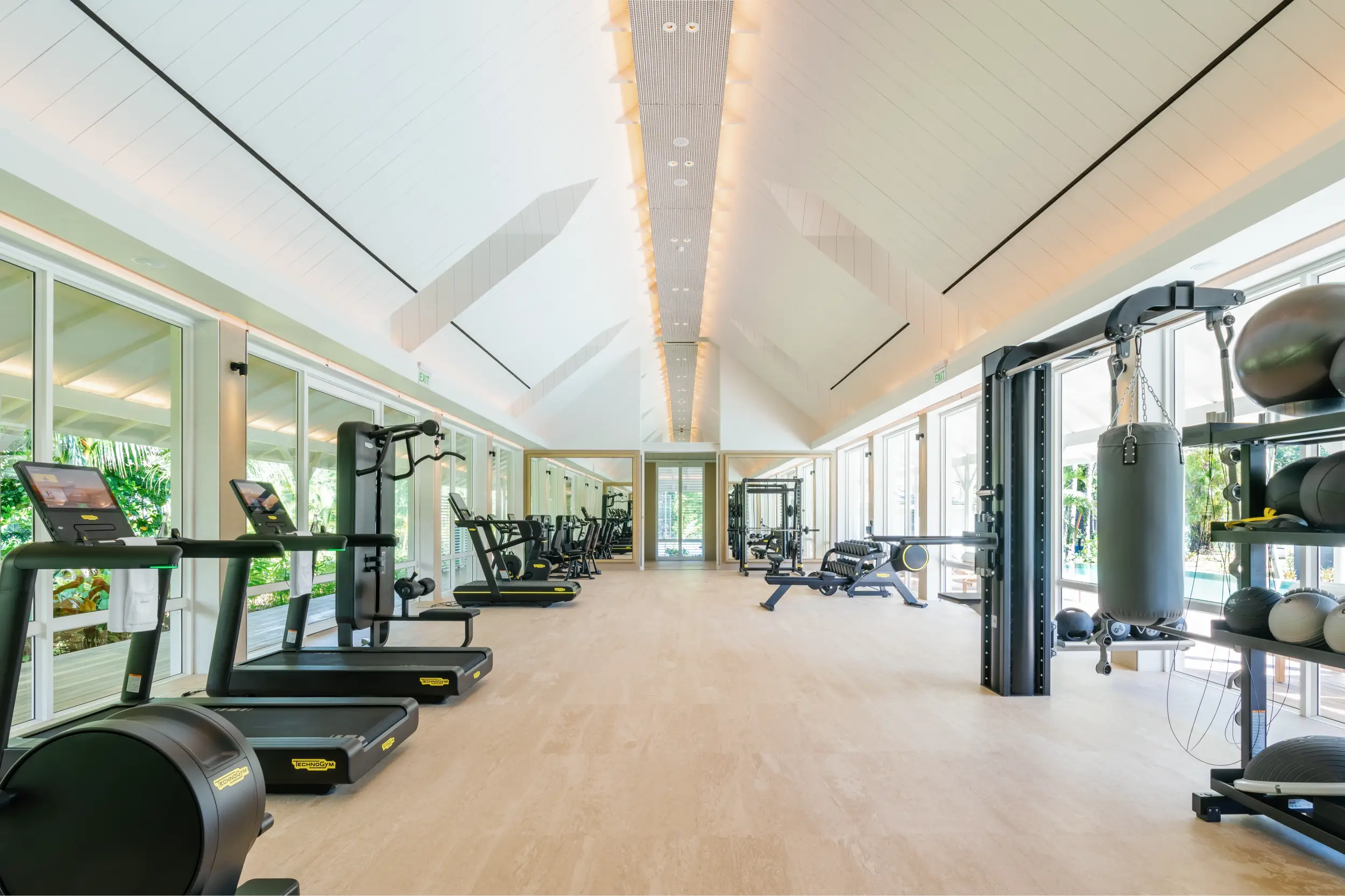 Cheval Blanc Seychelles - Sports Center - Oliver Fly 2024