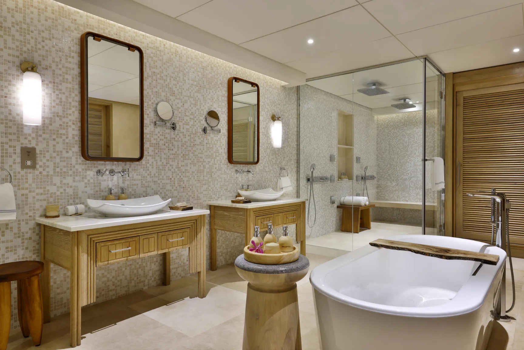 Copy of ocean_house_one_bedroom_pool_suite_bathroom_2