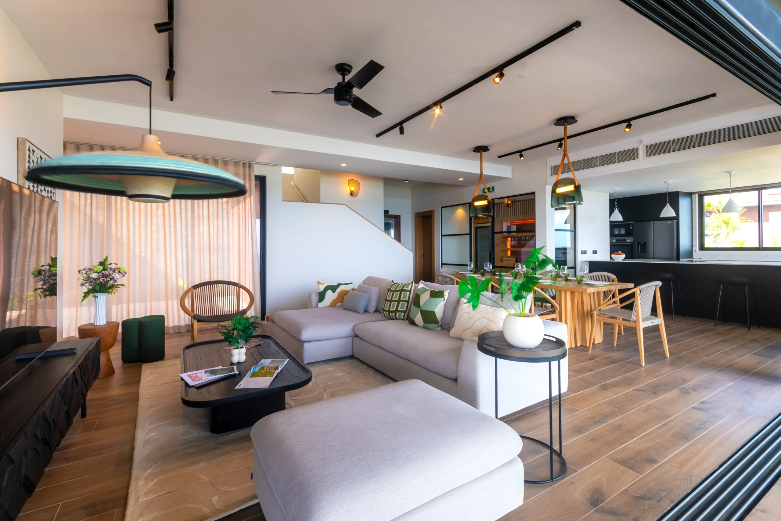 Legend Villa 3 - Living Room (2)