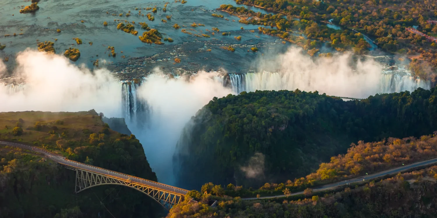 victoria-falls-zimbabwe-spring-holiday-safari